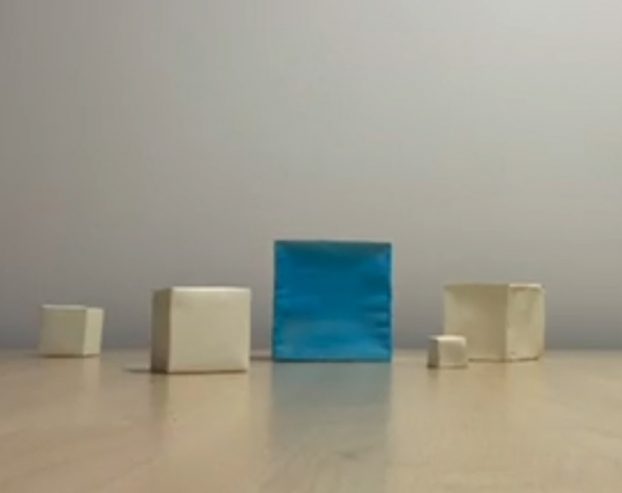 Des Cubes Et Des Motions Image Titre 2